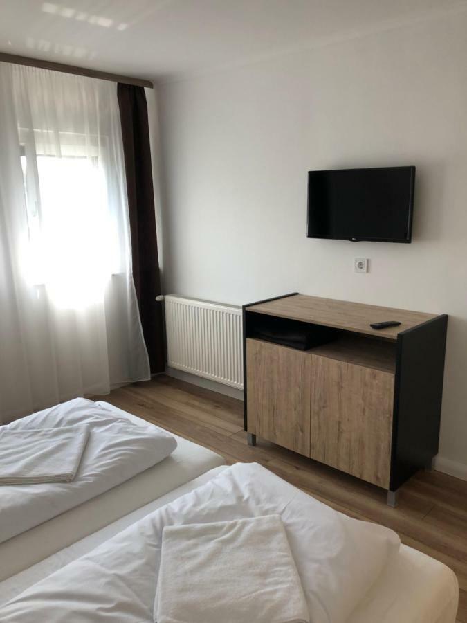 Duna Vendégház Fadd-Dombori Esterno foto