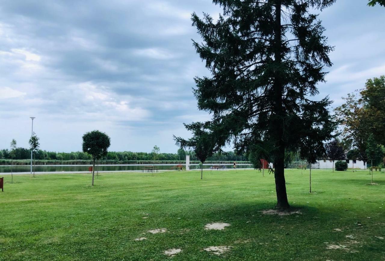 Duna Vendégház Fadd-Dombori Esterno foto